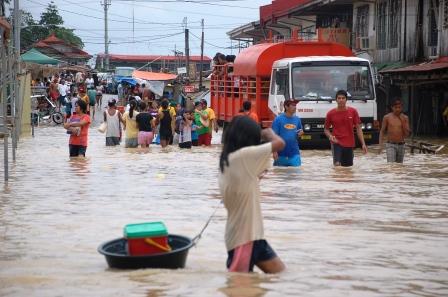 Filippine:  Acs dona 100mila euro per sostenere le vittime del tifone Haiyan